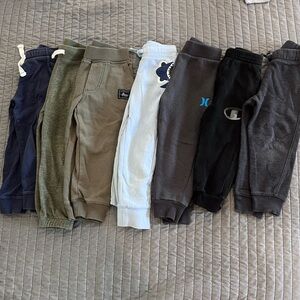3T sweatpants and joggers